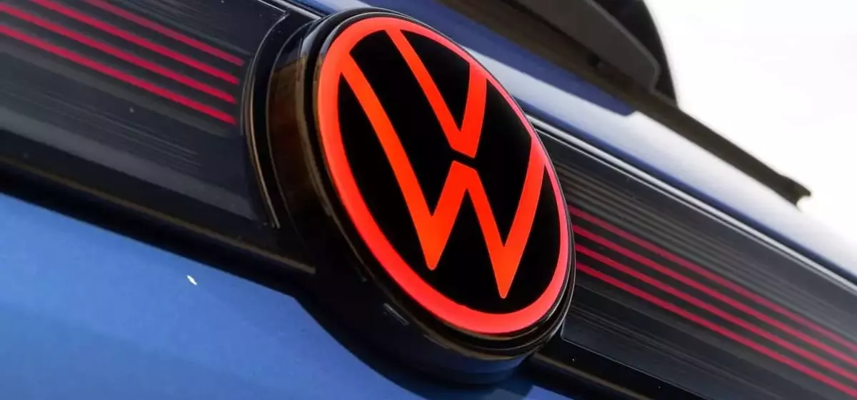 Volkswagen's Strategic Shift: Navigating Market Challenges with Business Model Transformation
