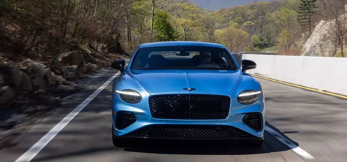 Bentley Unveils the 2026 Continental GT S: A New Era of Performance Hybrid Luxury