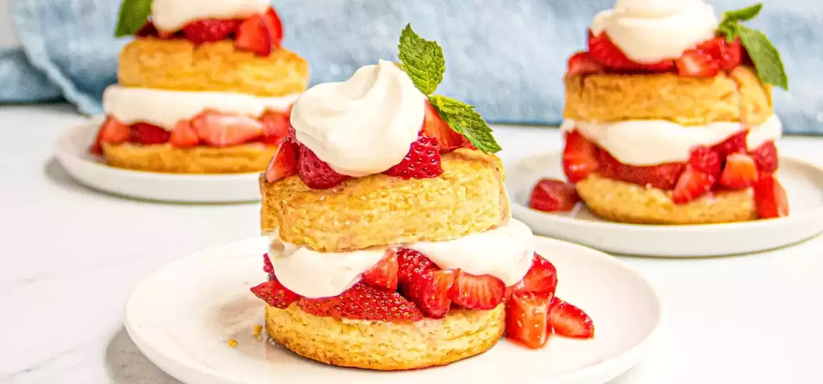 Delightful Strawberry Desserts for Summer