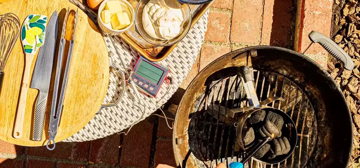 Mastering the Art of Grill-Baking: Techniques for Outdoor Culinary Delights