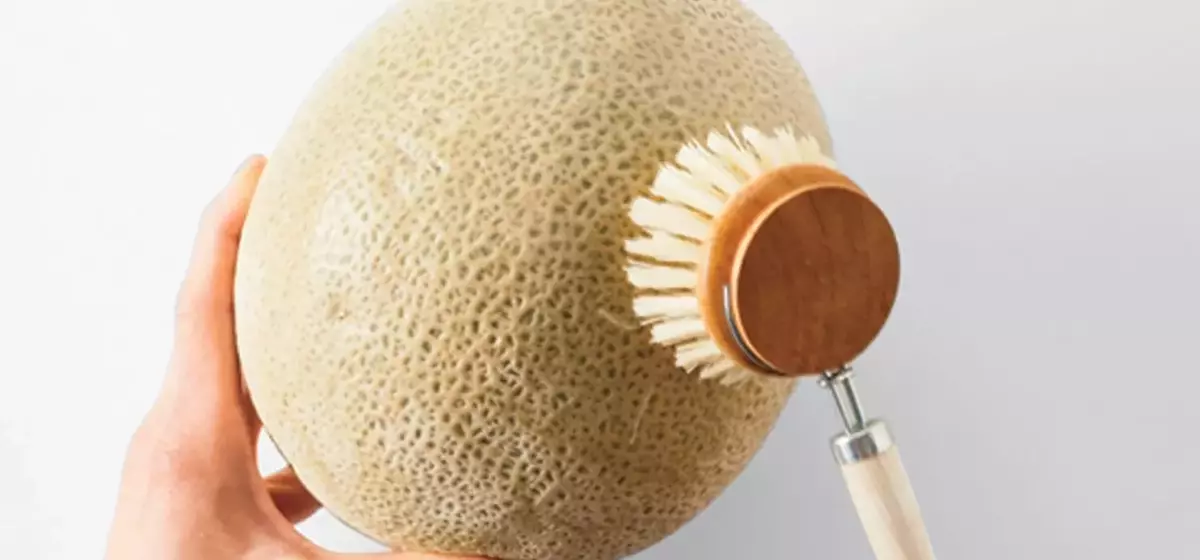 Mastering Cantaloupe Preparation: A Comprehensive Guide