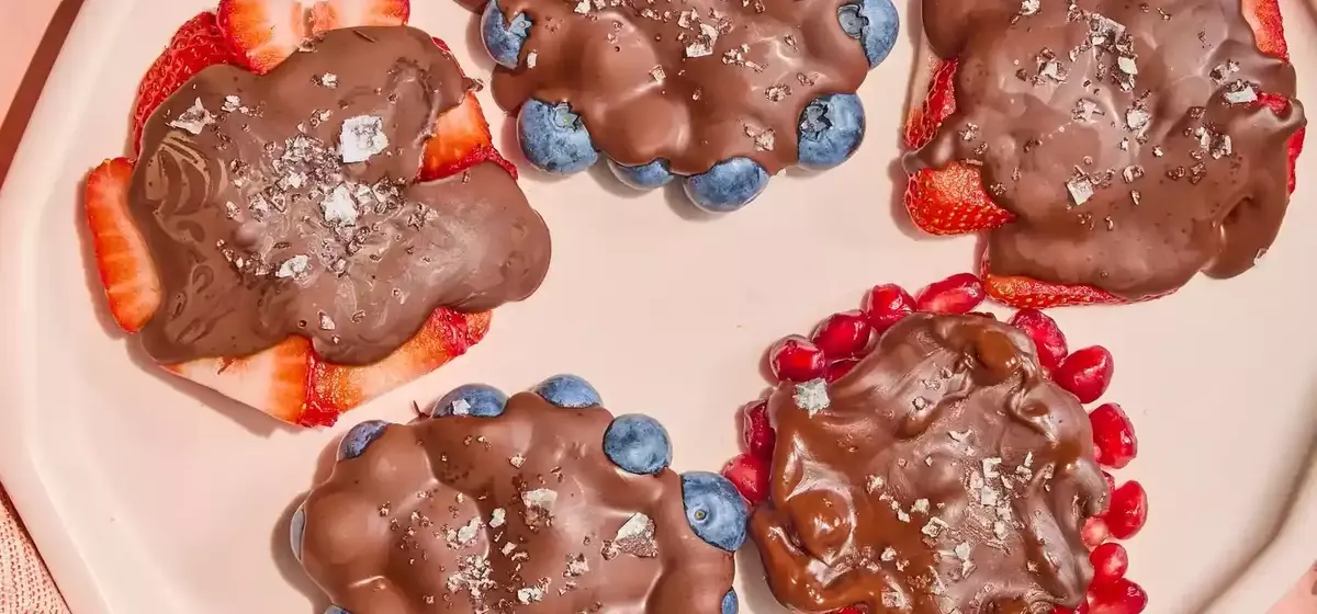 Simple Chocolate Fruit Bark: A Two-Ingredient Delight