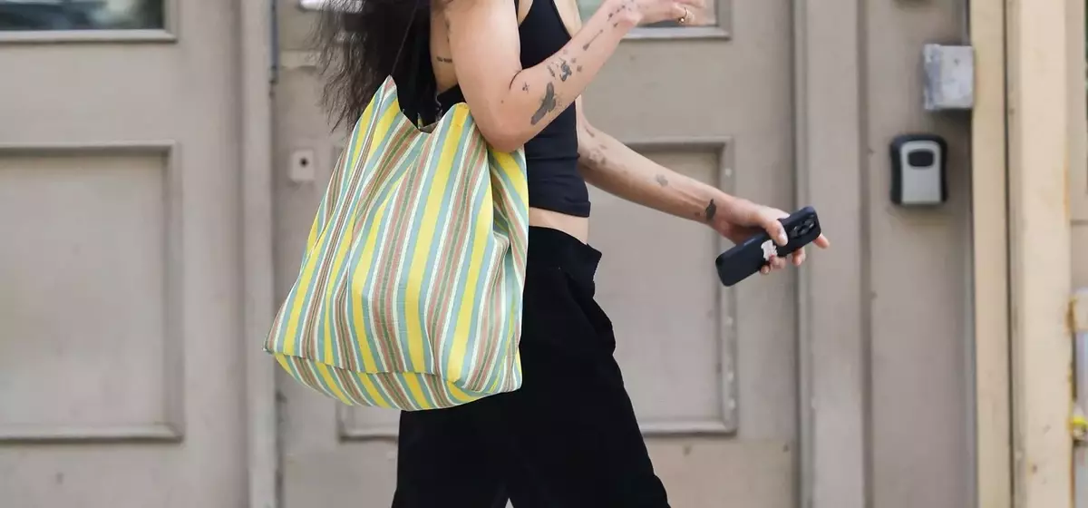 Celebrity-Approved Flip-Flop Styles