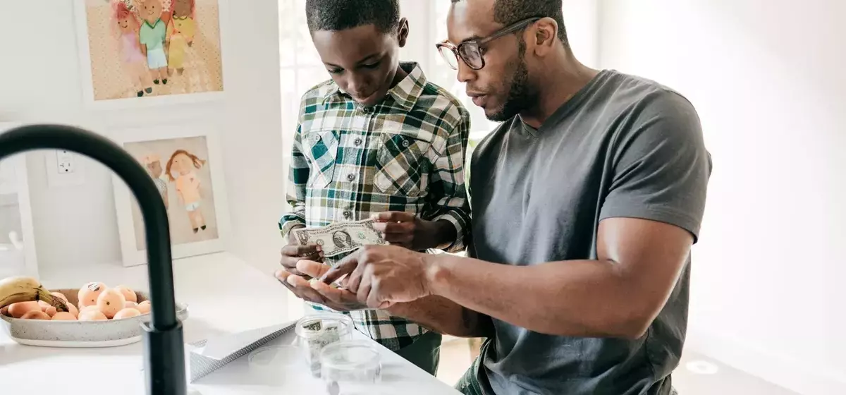 Guiding Children to Financial Mastery: The Art of Allowance
