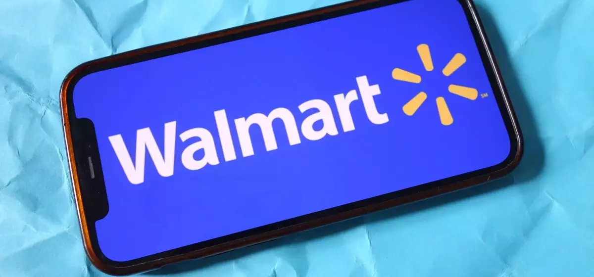 Walmart Slashes Price on Versatile 40-Piece Screwdriver and Socket Set by 49%