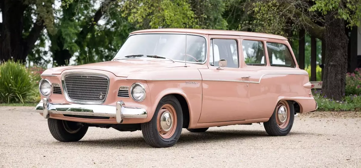 A Splash of Color: The 1959 Studebaker Lark VI Deluxe