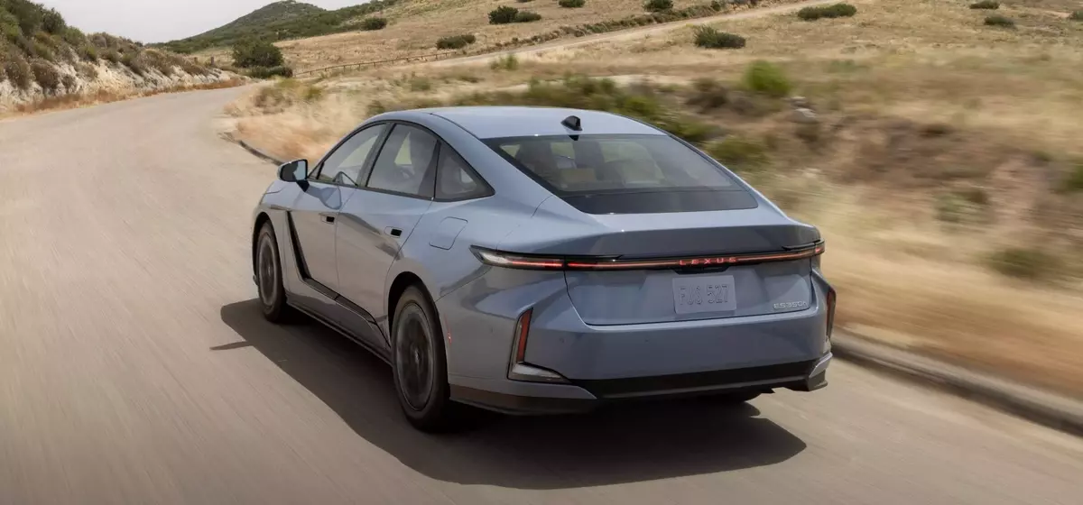 2026 Lexus ES350h: A Deep Dive into the Hybrid Luxury Sedan