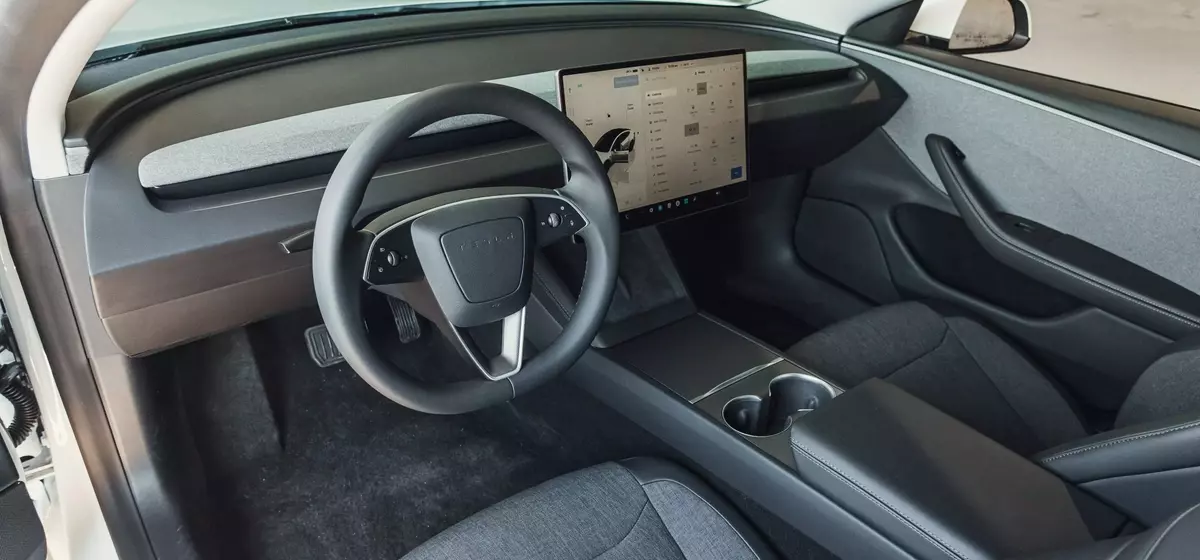 2026 Tesla Model 3 Standard RWD: Interior Review and Features