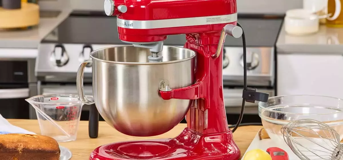 The Ultimate Guide to KitchenAid Stand Mixers