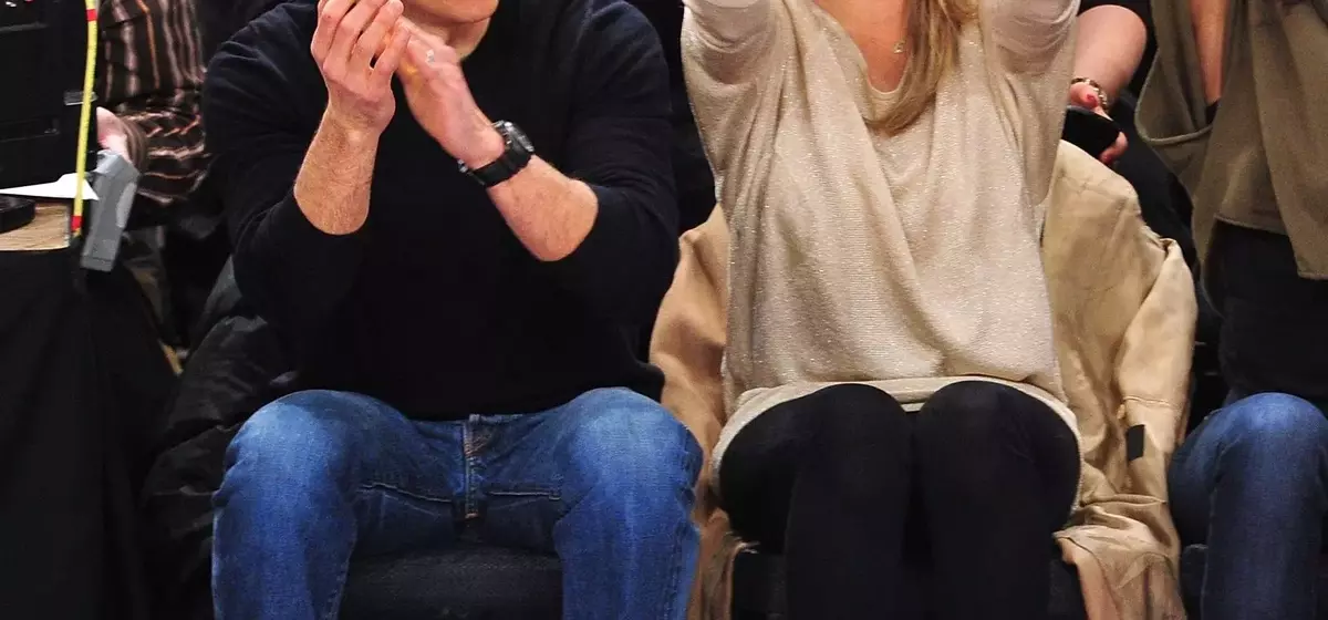 The Essence of Knicks Courtside: A Fan's Perspective on Celebrity Spectators