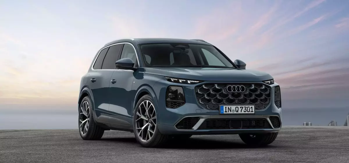 Unveiling the Refreshed 2027 Audi Q7: A Third-Generation Marvel with Enhanced Presence and Innovative Features