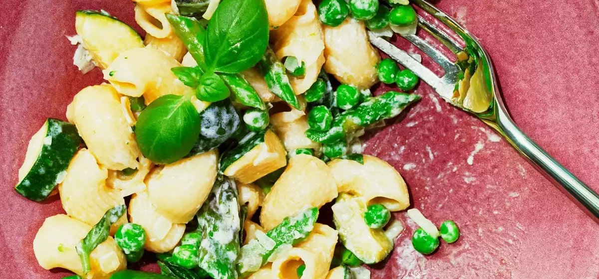 Spring Pasta with Vibrant Vegetables