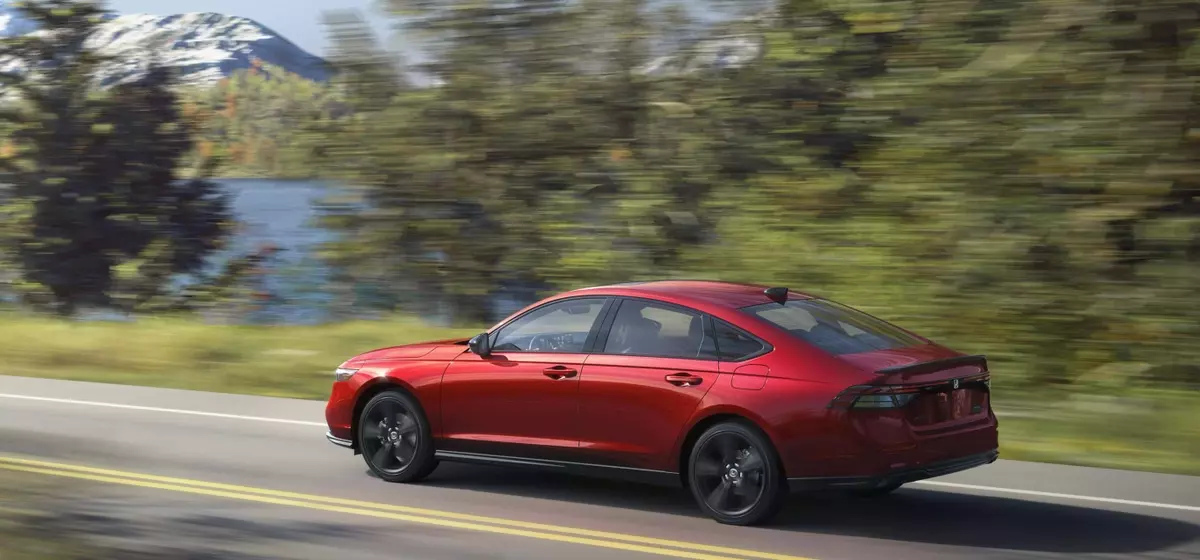 Choosing the Optimal Honda Accord Model