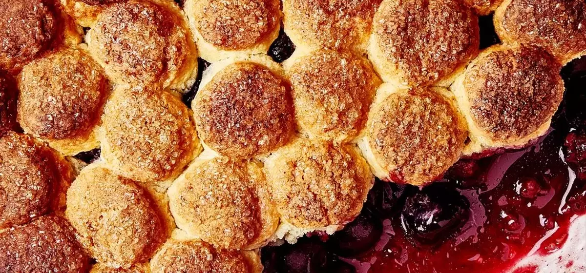 23 Fruit Cobblers, Crisps, and Crumbles That Celebrate Seasonal Flavors