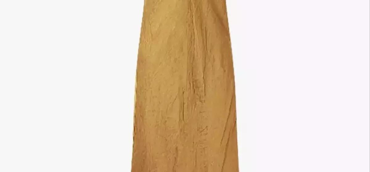 Timeless Allure: The Enduring Appeal of '90s Wedding Guest Attire
