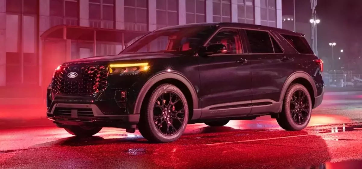 Ford Explorer ST Unveils New "Sinister" All-Black Appearance Package for 2027 Model
