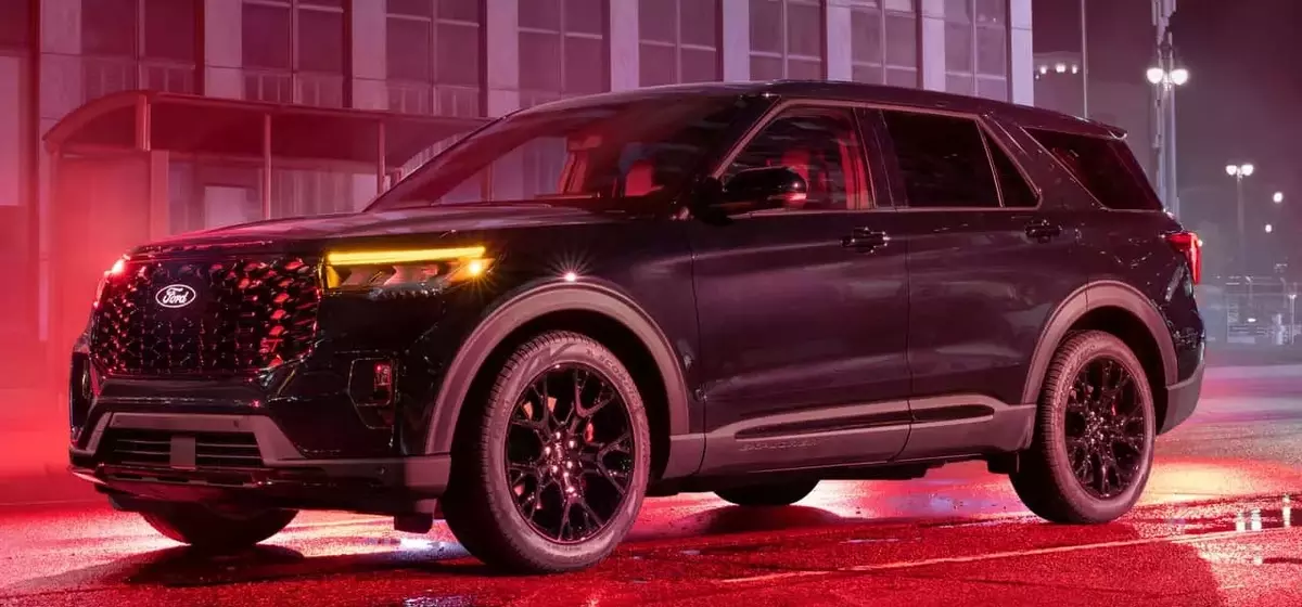 Ford Unveils 2027 Explorer ST with Striking 'Sinister' Appearance Package
