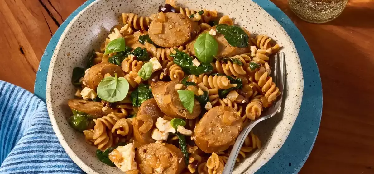 Quick and Healthy One-Pot Pasta: A Mediterranean Diet Staple
