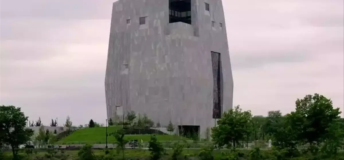 Chicago's South Side: A New Cultural Beacon with the Obama Presidential Center