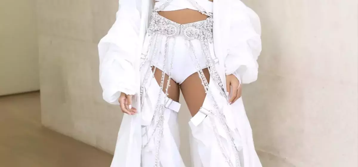 Anitta's Custom H&M Studio Ensemble for FIFA World Cup Performance Revealed