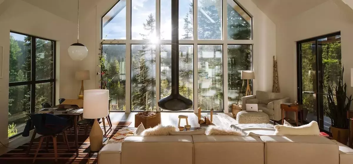 Top Airbnb Stays Near America's National Parks