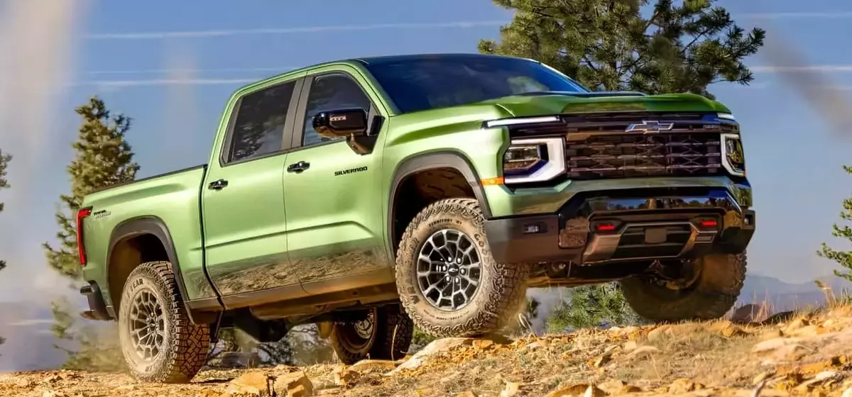 Chevrolet Unveils the 2027 Silverado 1500 with New V8 Powertrains and Enhanced Design