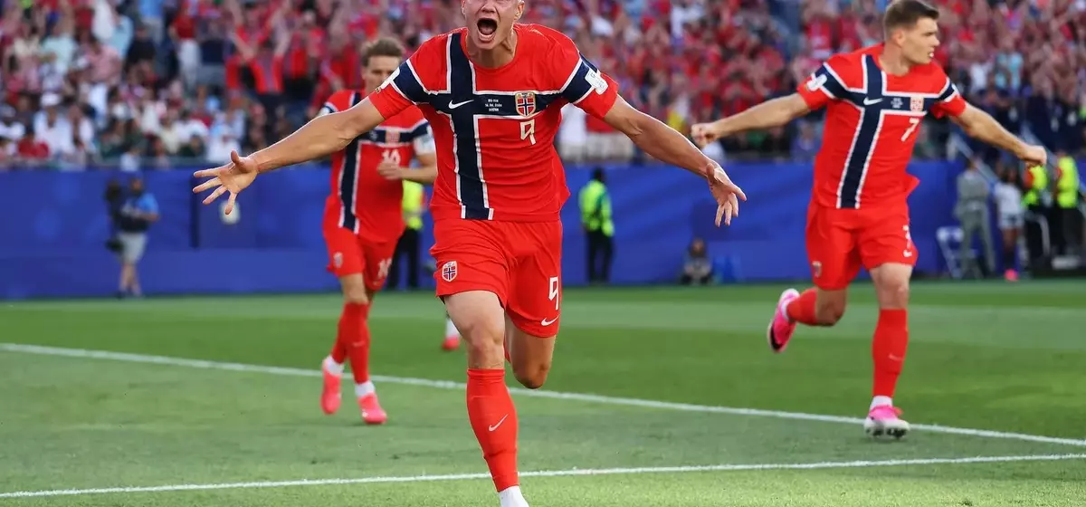The Global Phenomenon of Pink Cleats in Football: A Cultural and Marketing Deep Dive