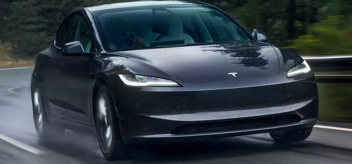 Senators Question Tesla's FSD Safety Claims, Demand Verification