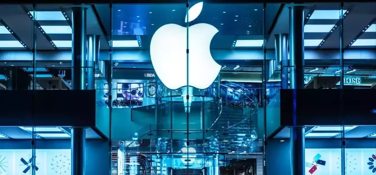Apple to Increase Product Prices Due to Surging Memory Costs, Says CEO Tim Cook