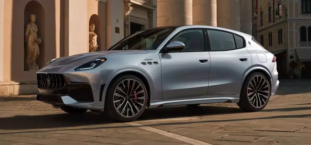 The Refreshed 2027 Maserati Grecale: A Blend of Luxury and Performance