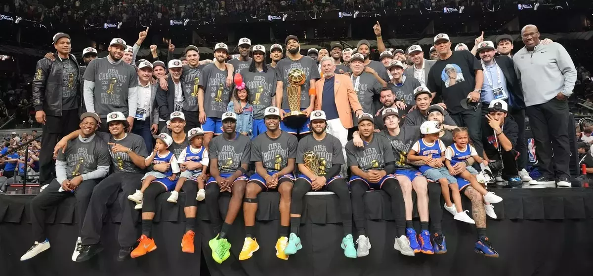 The Dazzling Design of the Knicks' Championship Shirt