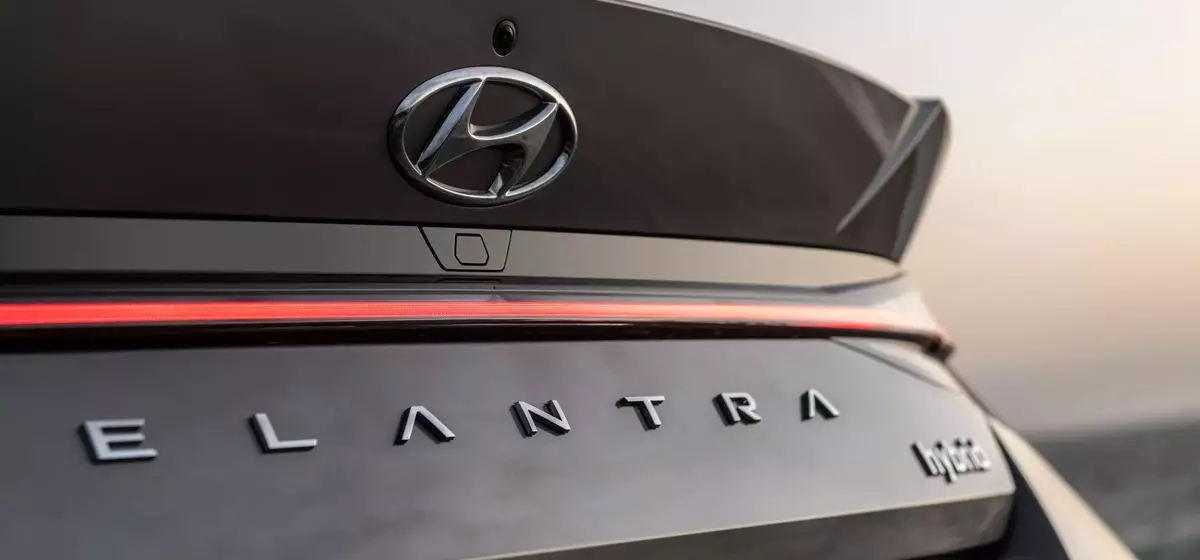 Hyundai Hints at Imminent Launch of Next-Gen Elantra Sedan