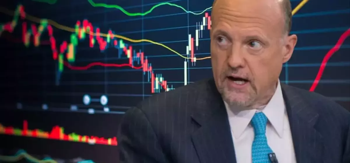 Cramer's Latest Stock Picks: Endorsing Vistra and Stryker, Sidestepping AI-Sensitive FICO
