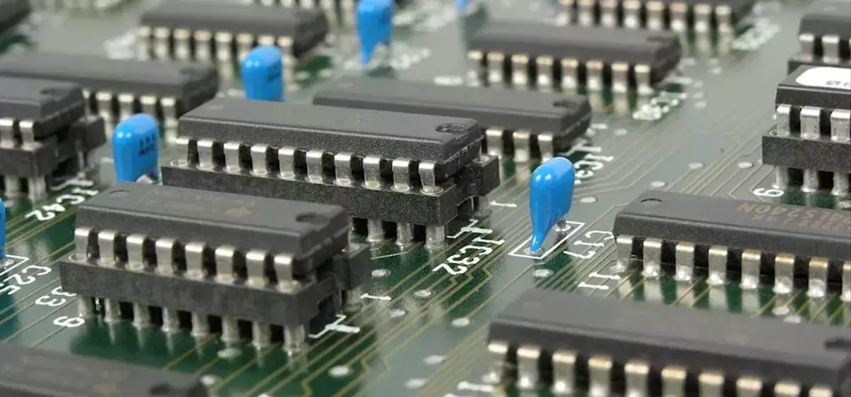 Micron Technology Leads AI Chip Market, Outperforming Nvidia