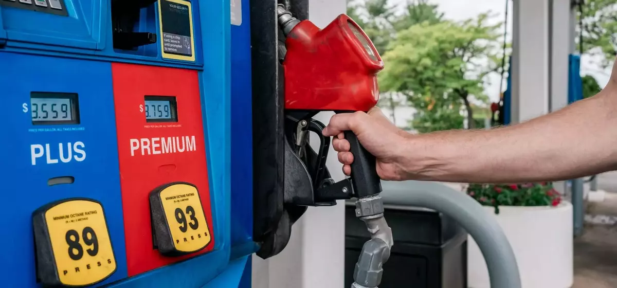 Texas Gas Price Alert: Find the Most Affordable Fuel Stations Now (Some Under $3.40)