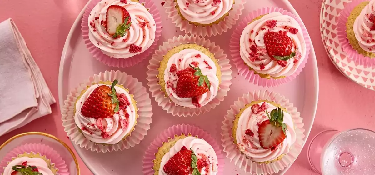Delightful Strawberry Cupcakes with Rosy Buttercream