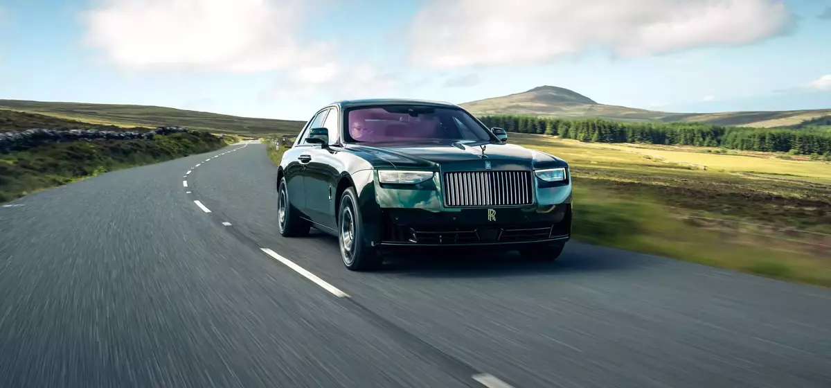 Rolls-Royce Honors Historic Race Victory with Special Edition Ghost