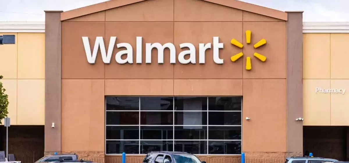 Walmart Slashes Prices on Outdoor Solar Lights by 77%