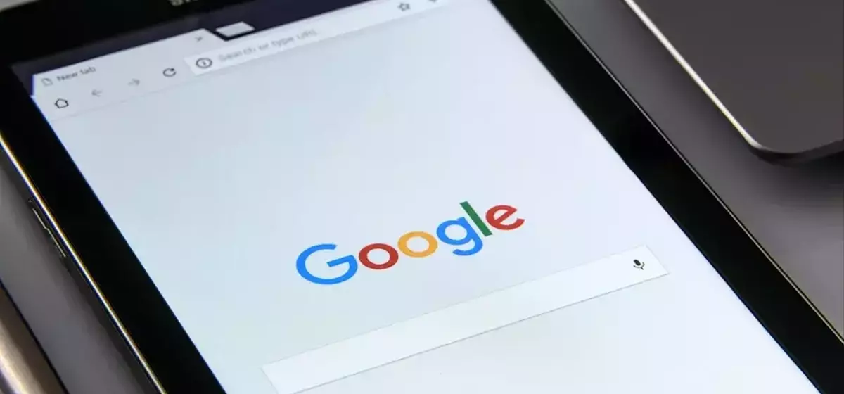 Alphabet's Strategic AI Alliance with Google Cloud and HSBC