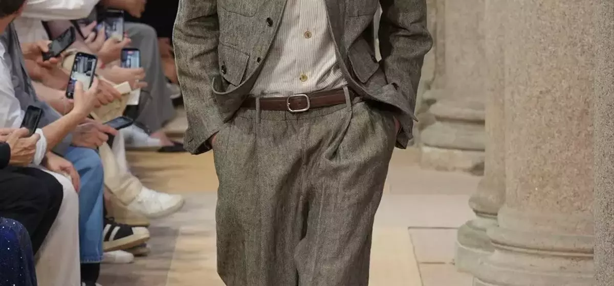 Giorgio Armani's Spring 2027 Menswear Collection: A Vision of Refined Elegance