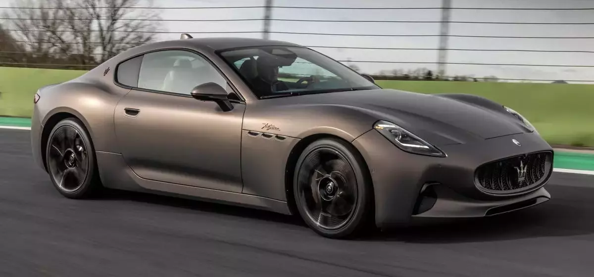Maserati GranTurismo Folgore / GranCabrio Folgore: A Glimpse into the Future of Electric Luxury