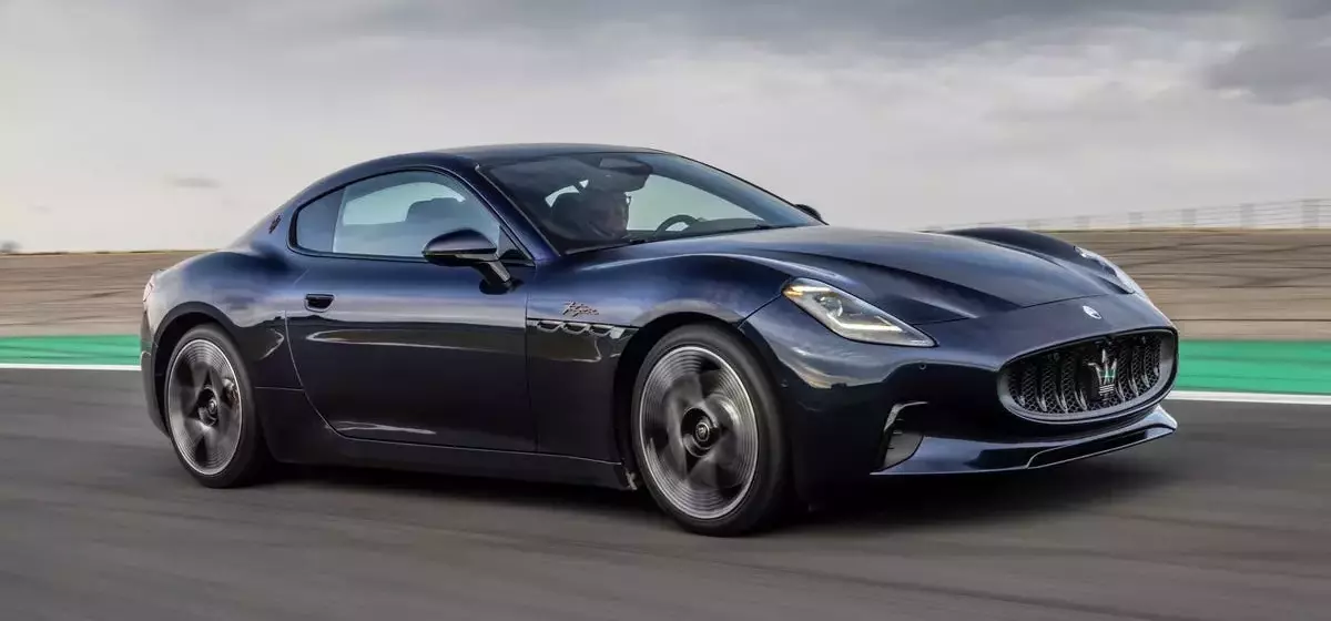 Maserati's Electric Grand Tourer: The 2026 GranTurismo Folgore and GranCabrio Folgore