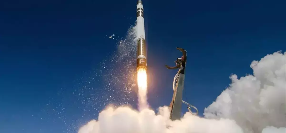 SpaceX IPO: Valuation Concerns Amidst High Expectations