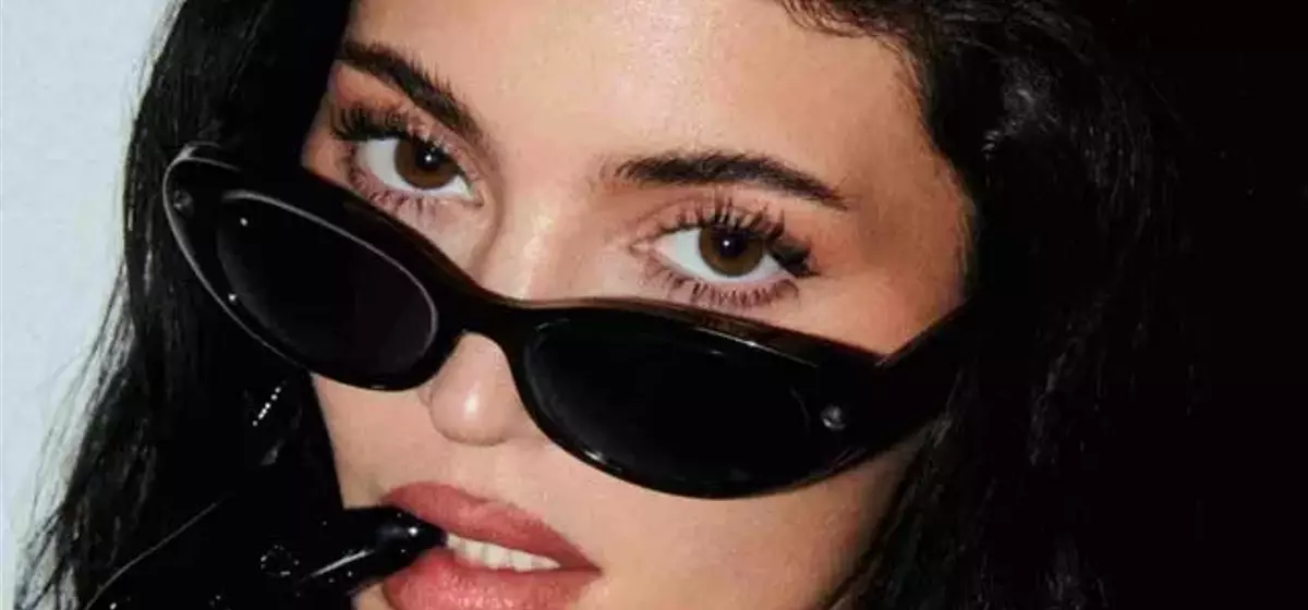 Kylie Jenner's Vision: Blending Tech and Style with New Meta Glasses