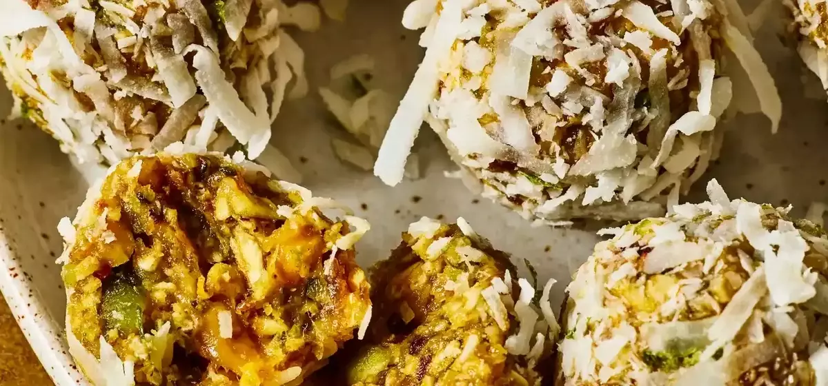 Tropical Mango-Lime Coconut Energy Bites: Your Fiber-Rich Boost