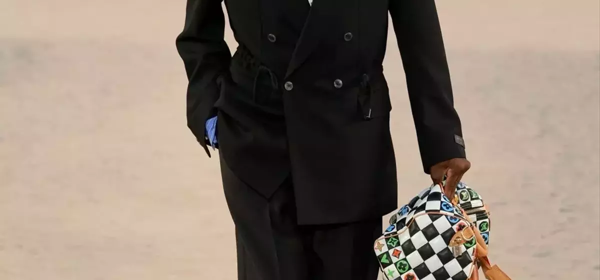 Louis Vuitton Men's Spring 2027 Collection: A Fusion of Classic and Contemporary