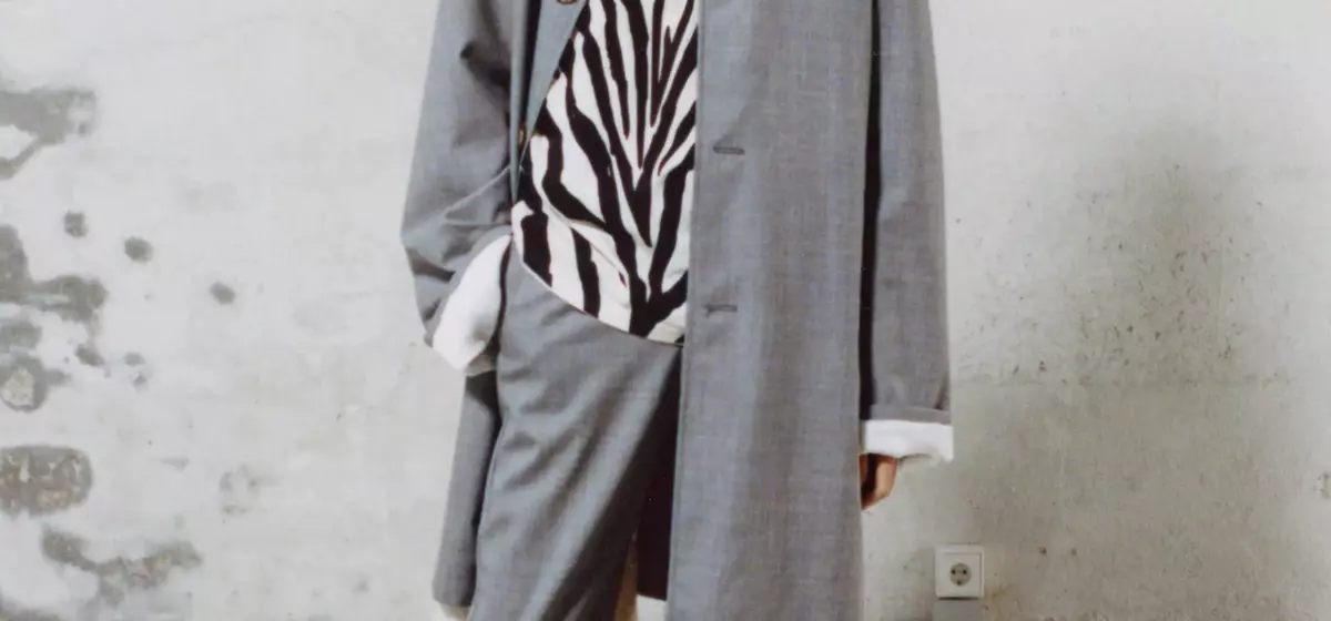 Edward Cuming's Spring 2027 Collection: A Journey from Chaos to "Calm Down"