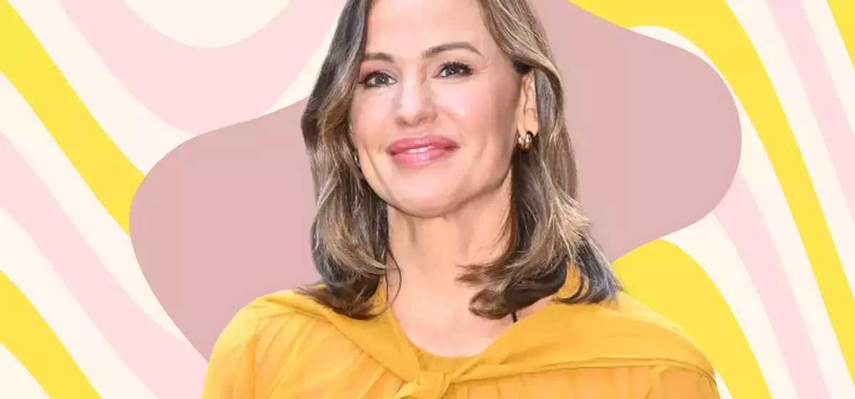 Jennifer Garner's Kitchen: A Blend of Rustic Charm and Practical Design