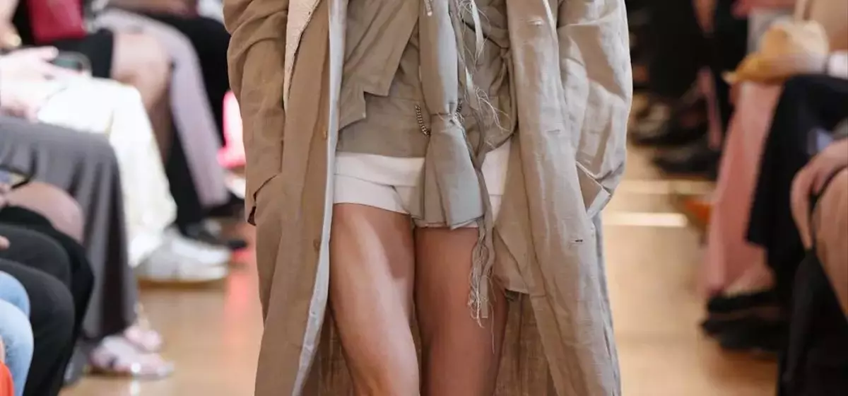 Hed Mayner's Spring 2027 Menswear Collection: A Fusion of Refined Silhouettes and Modern Utility