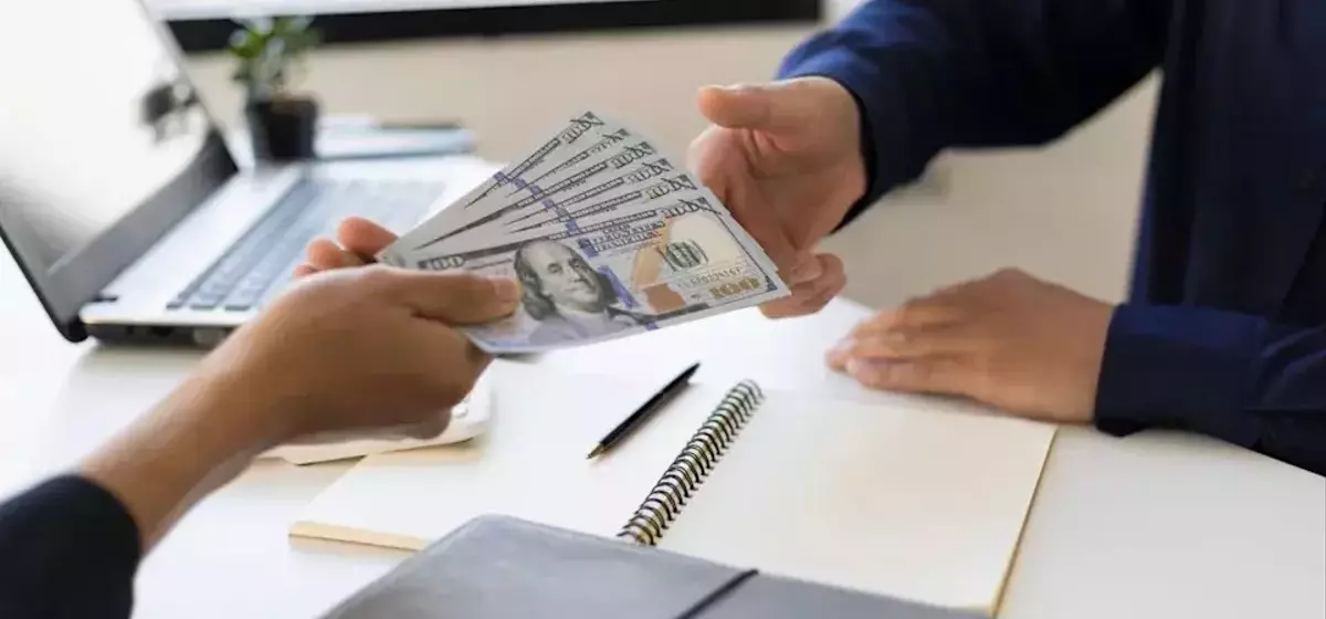 Achieving Significant Annual Dividend Income through Strategic ETF Investments